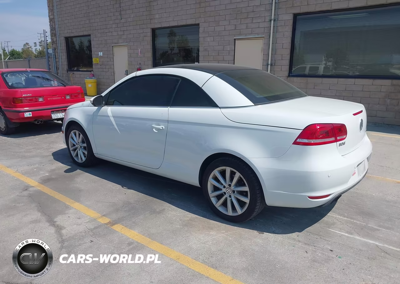 2016 Volkswagen Eos Komfort VIN:WVWBW8AH6GV000348 - 3