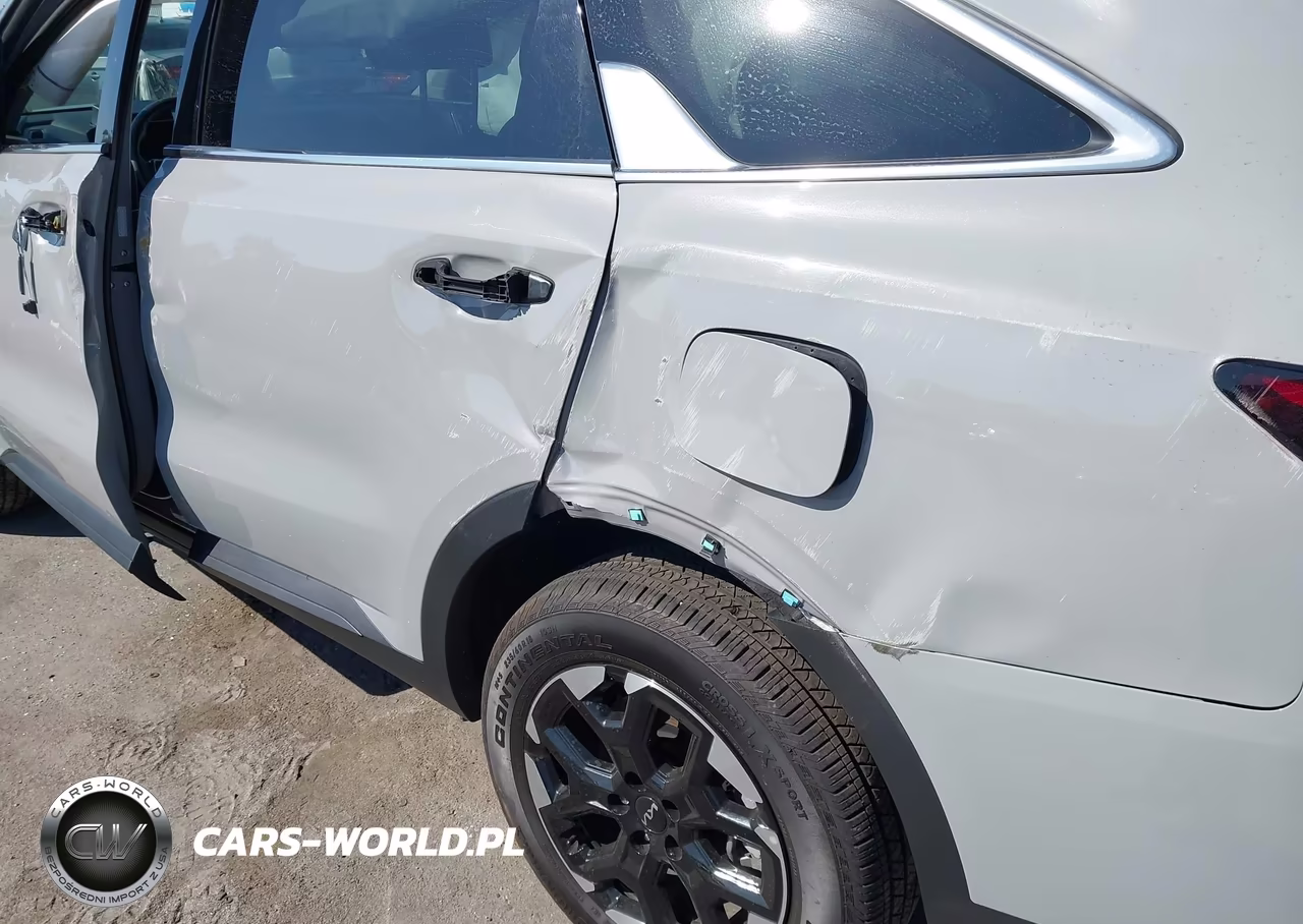 2025 Kia Sorento S VIN:5XYRL4JC9SG396196 - 12