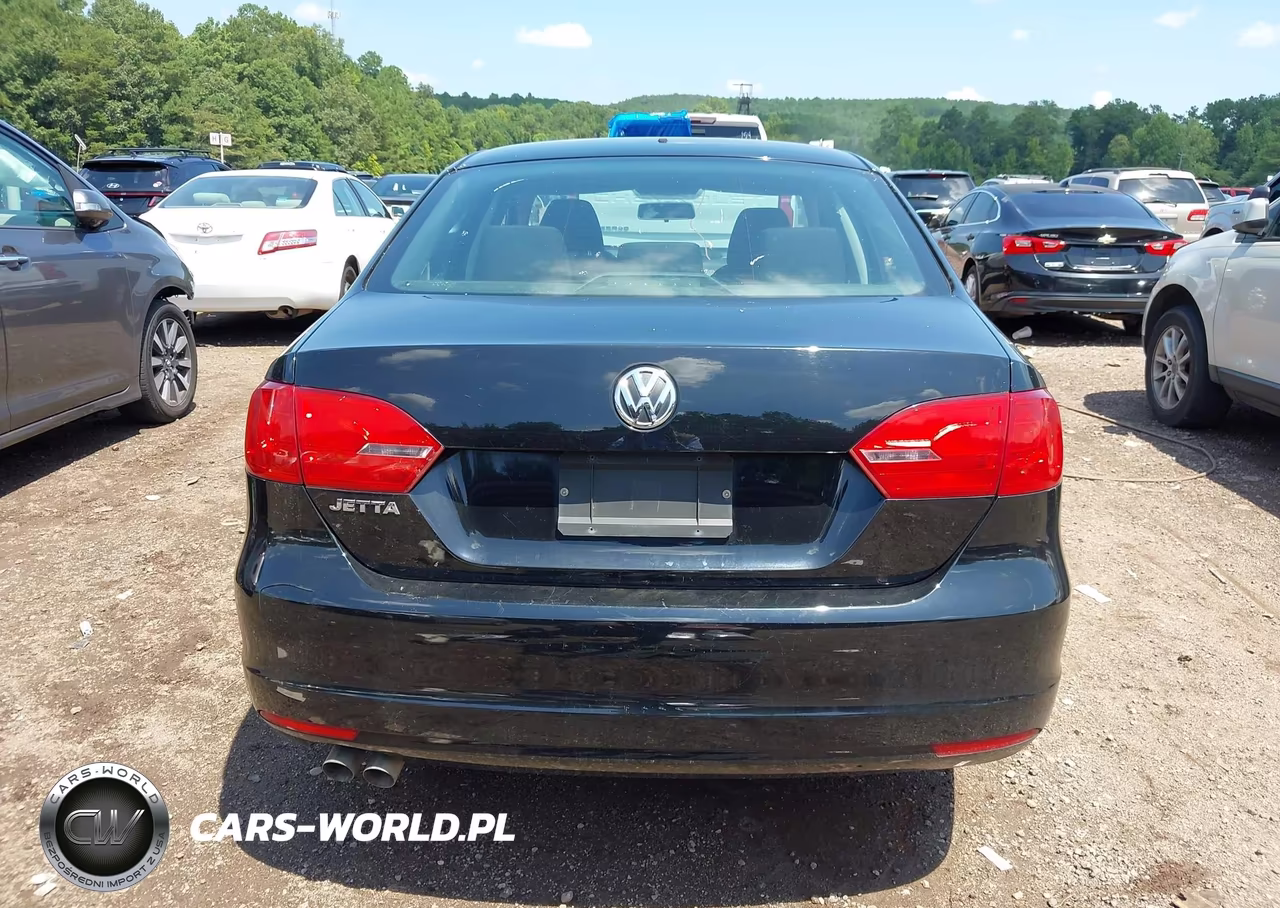 2013 Volkswagen Jetta 2.0L S VIN:3VW2K7AJ7DM221923 - 17