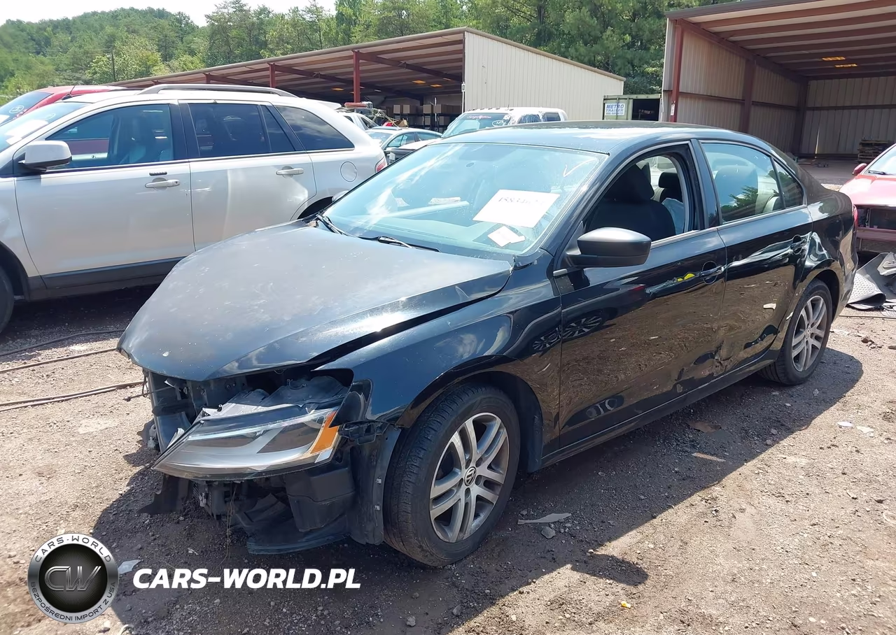 2013 Volkswagen Jetta 2.0L S VIN:3VW2K7AJ7DM221923 - 2