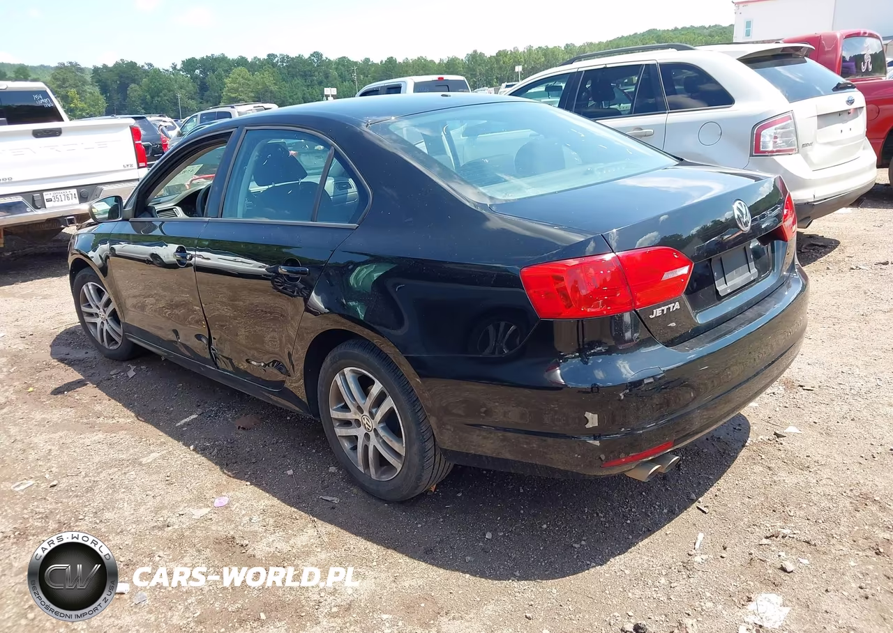 2013 Volkswagen Jetta 2.0L S VIN:3VW2K7AJ7DM221923 - 3