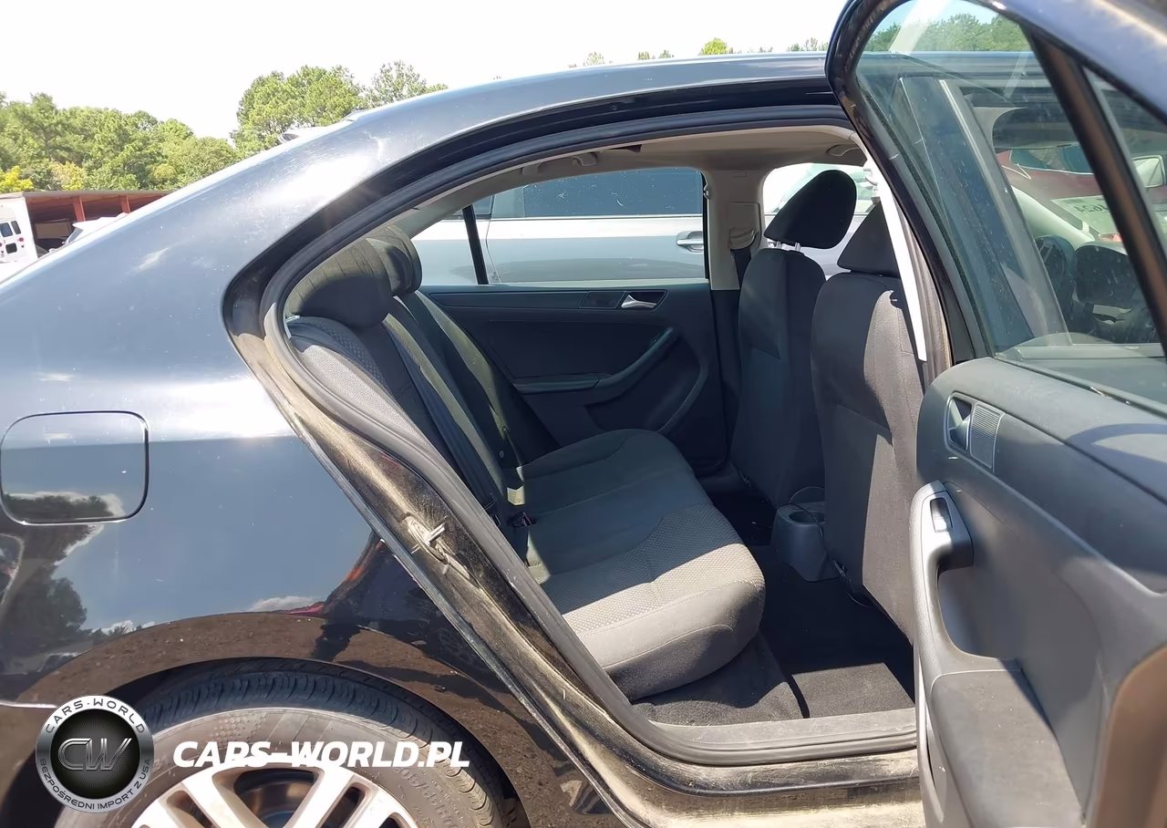2013 Volkswagen Jetta 2.0L S VIN:3VW2K7AJ7DM221923 - 8