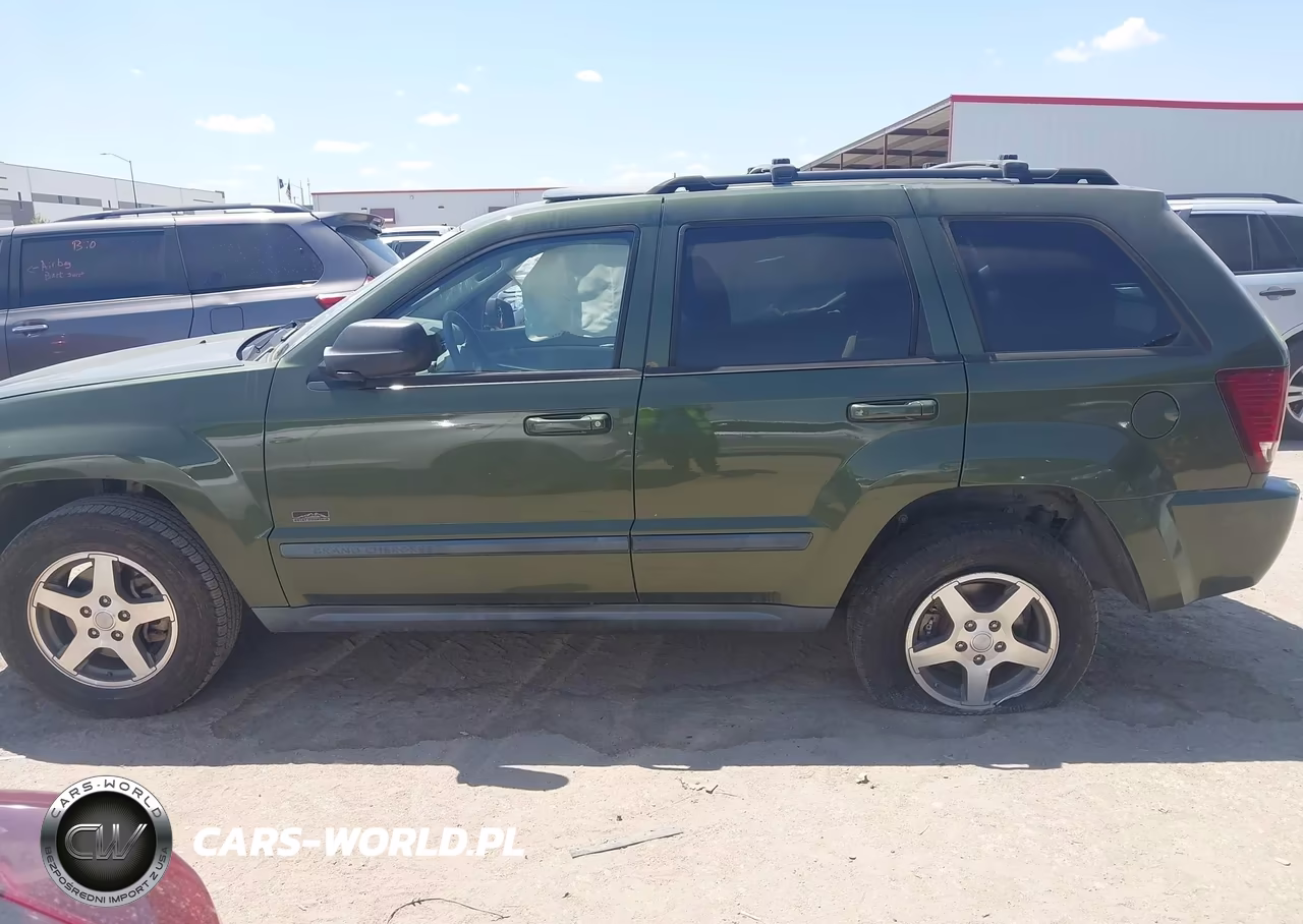 2007 Jeep Grand Cherokee Laredo VIN:1J8GS48KX7C655998 - 14