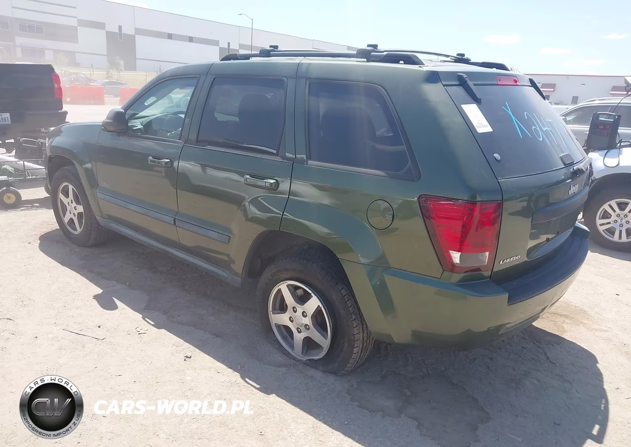 2007 Jeep Grand Cherokee Laredo VIN:1J8GS48KX7C655998 - 3