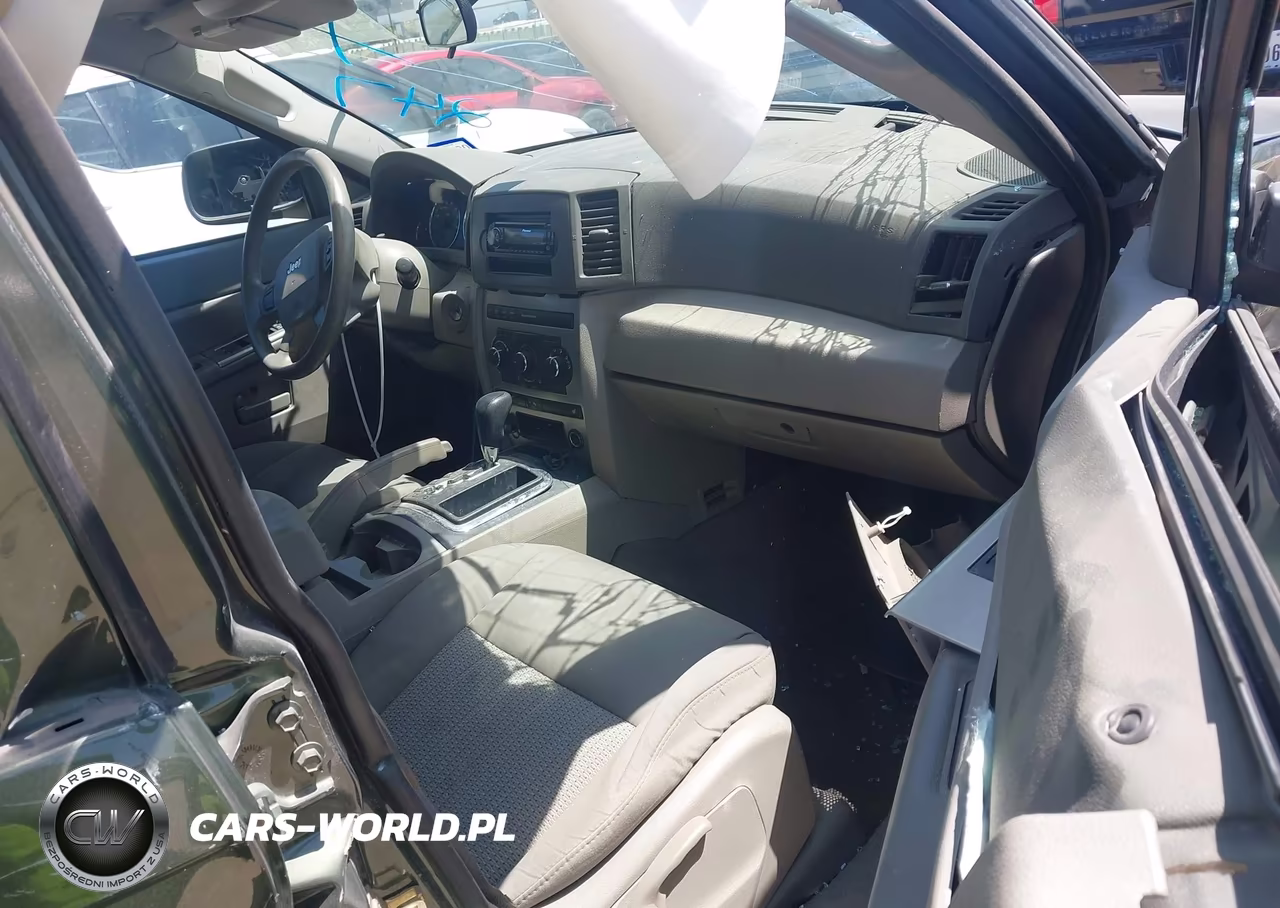 2007 Jeep Grand Cherokee Laredo VIN:1J8GS48KX7C655998 - 5