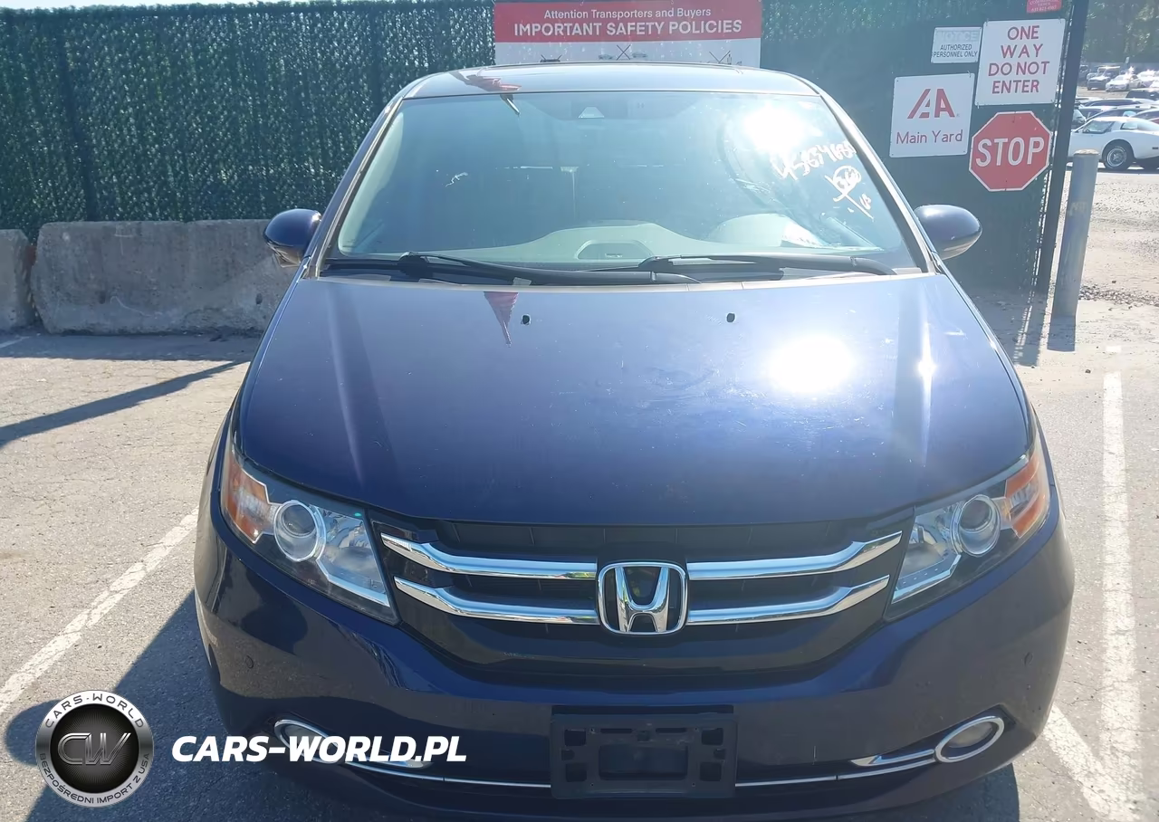2014 Honda Odyssey Touring VIN:5FNRL5H96EB088740 - 12