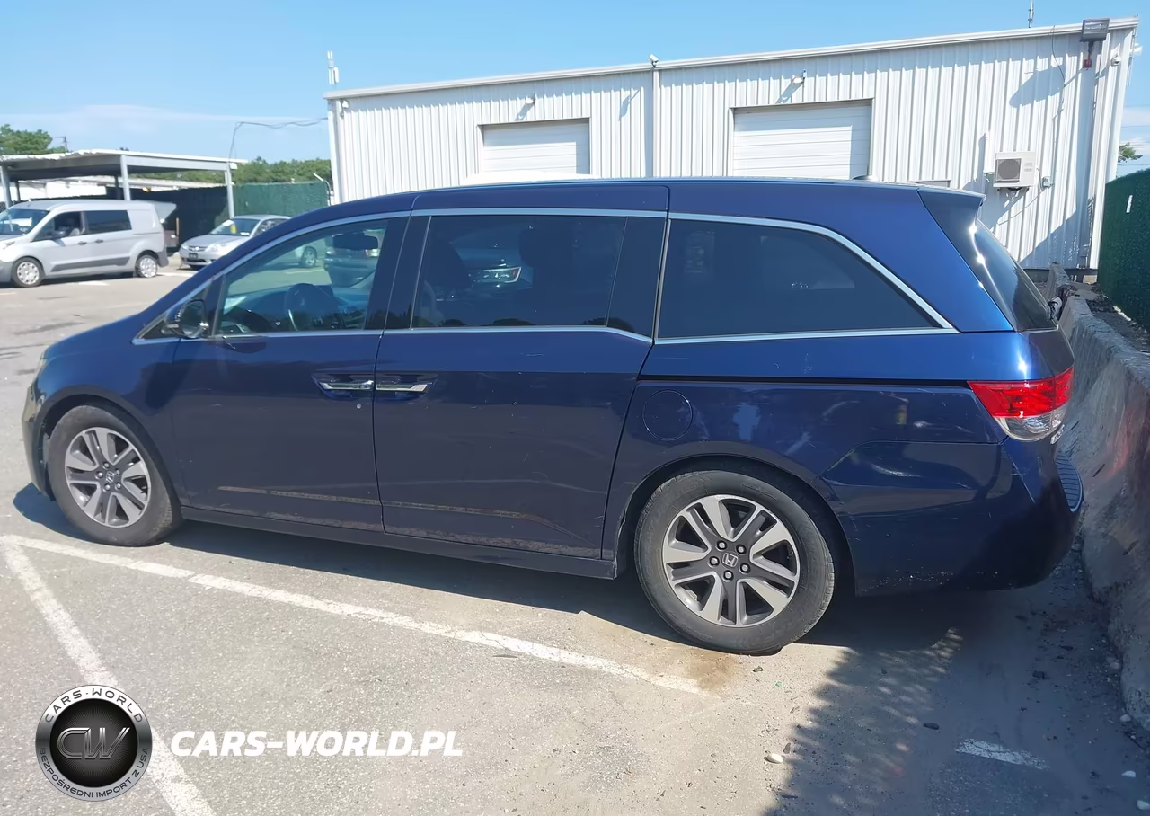 2014 Honda Odyssey Touring VIN:5FNRL5H96EB088740 - 14