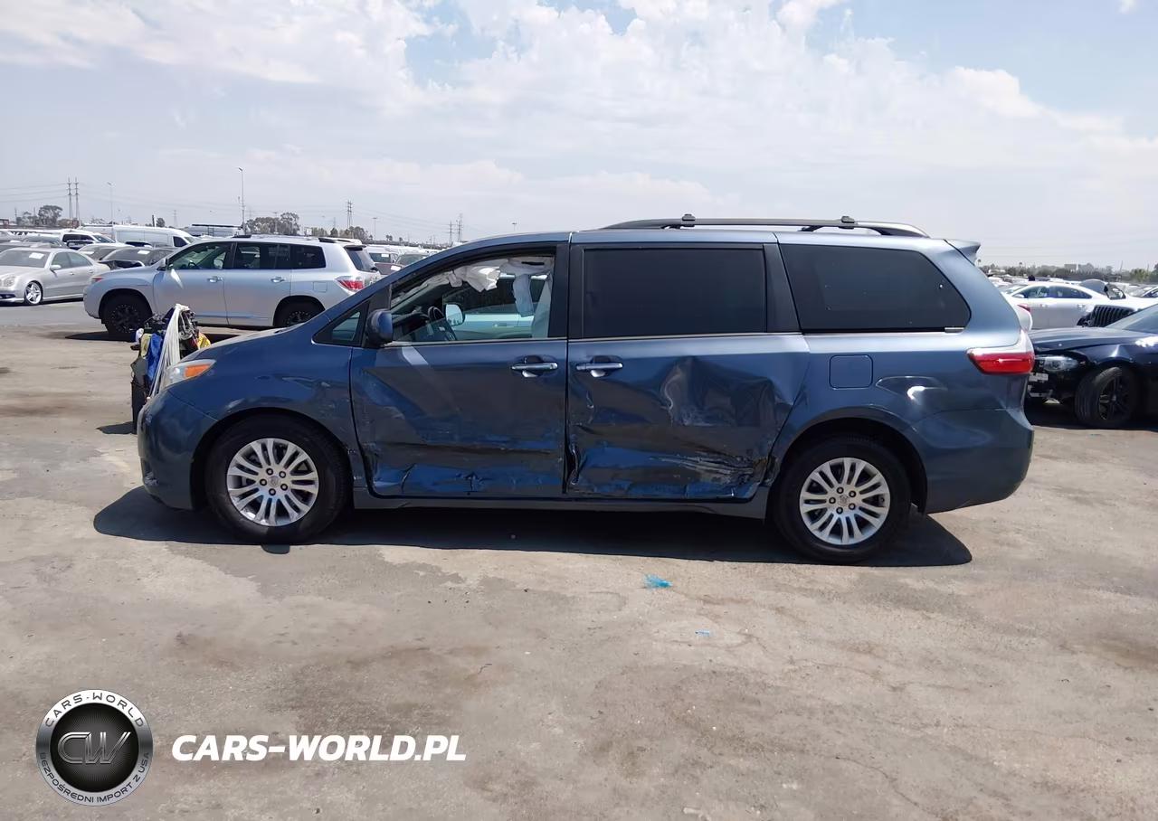 2015 Toyota Sienna Xle 8 Passenger VIN:5TDYK3DC4FS556496 - 14