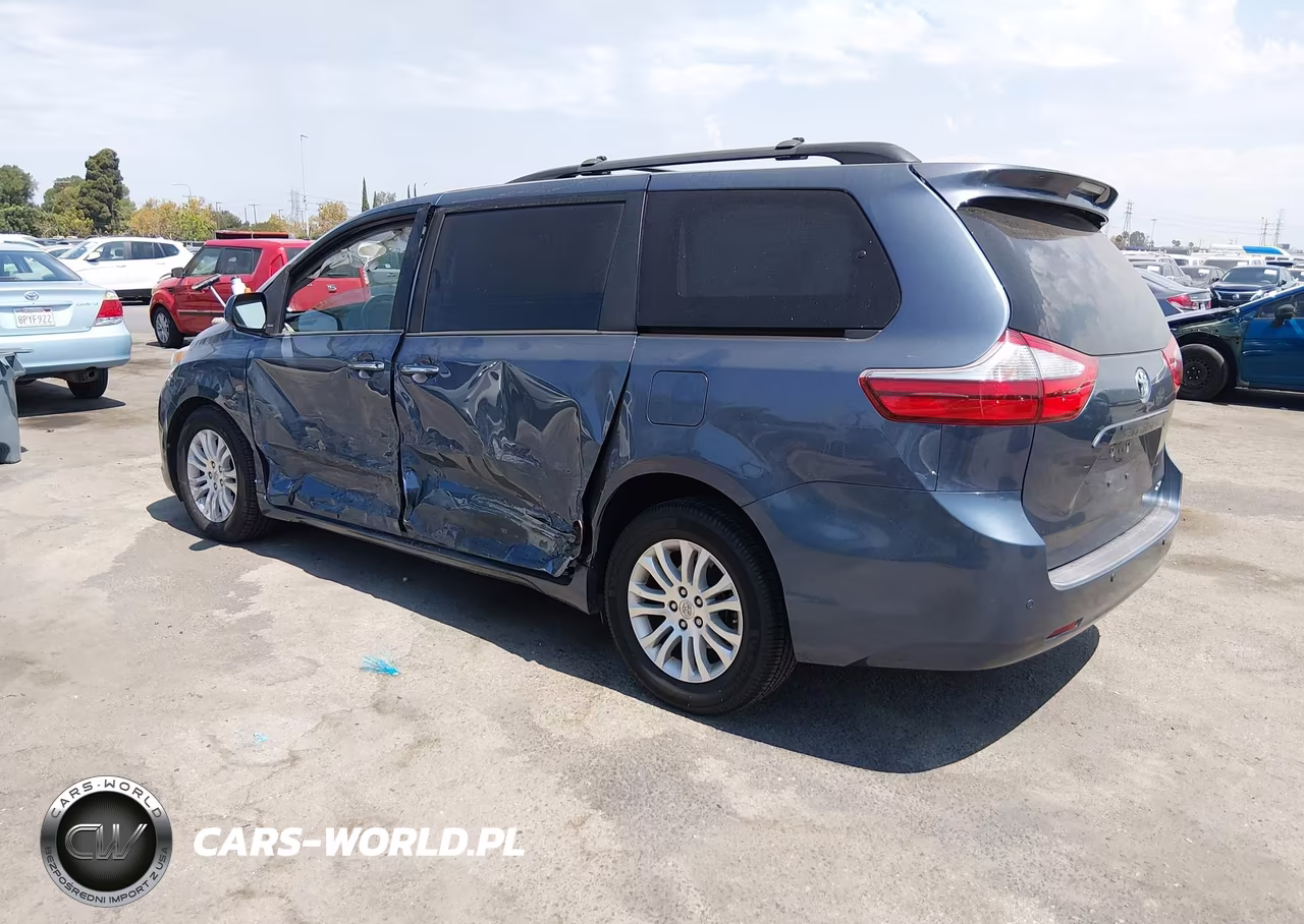 2015 Toyota Sienna Xle 8 Passenger VIN:5TDYK3DC4FS556496 - 3