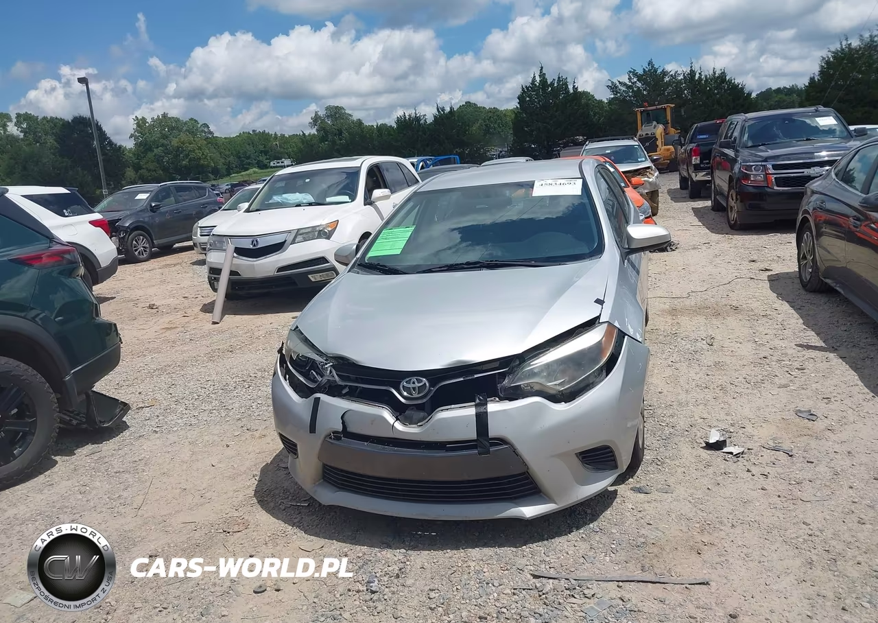 2016 Toyota Corolla Le VIN:2T1BURHE5GC610316 - 12