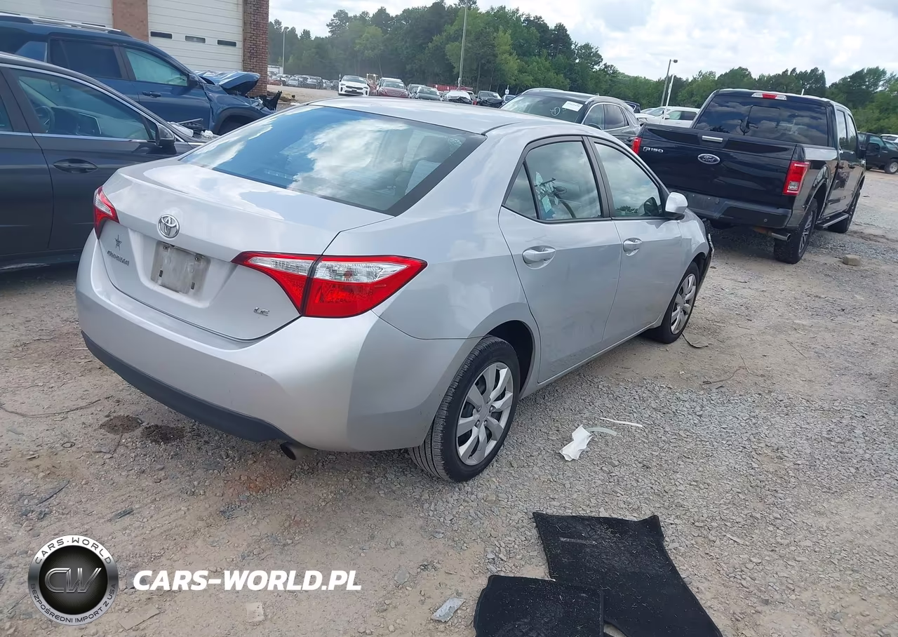 2016 Toyota Corolla Le VIN:2T1BURHE5GC610316 - 4