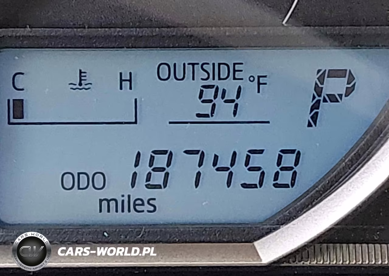 2015 Toyota Rav4 Le VIN:JTMZFREV7FD060633 - 15