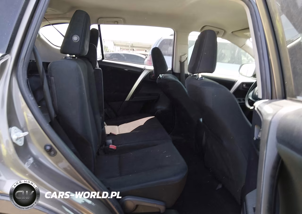 2015 Toyota Rav4 Le VIN:JTMZFREV7FD060633 - 8