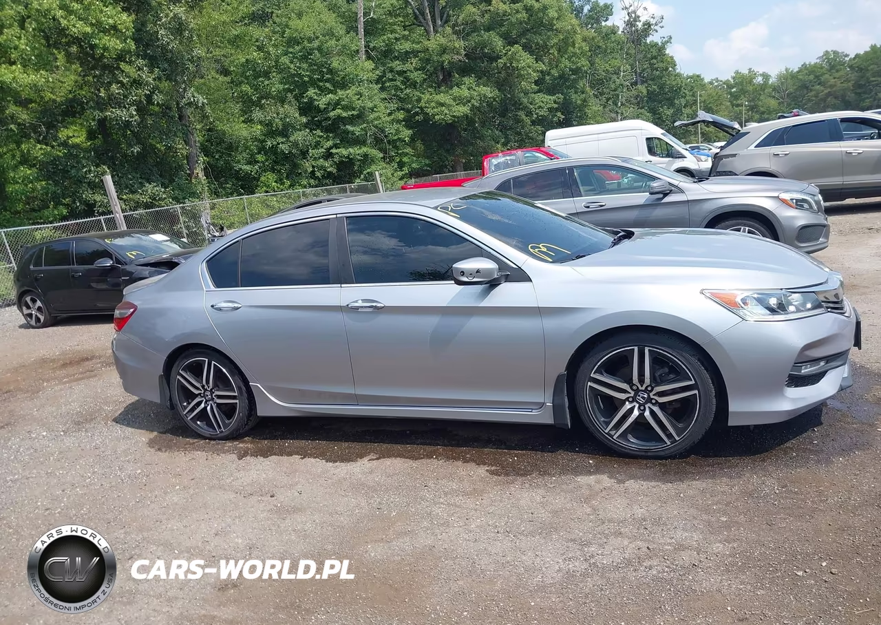 2016 Honda Accord Sport VIN:1HGCR2F51GA052289 - 13