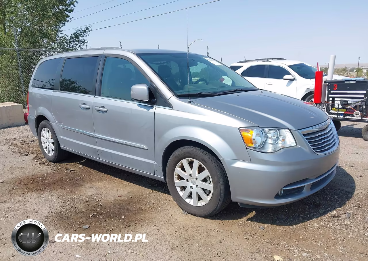 2014 Chrysler Town & Country Touring – zdjęcie 1 z 11