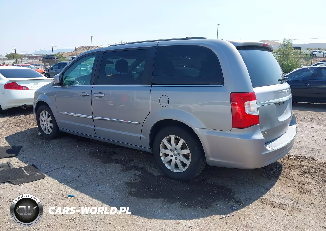 2014 Chrysler Town & Country Touring VIN:2C4RC1BG6ER359204 - 3