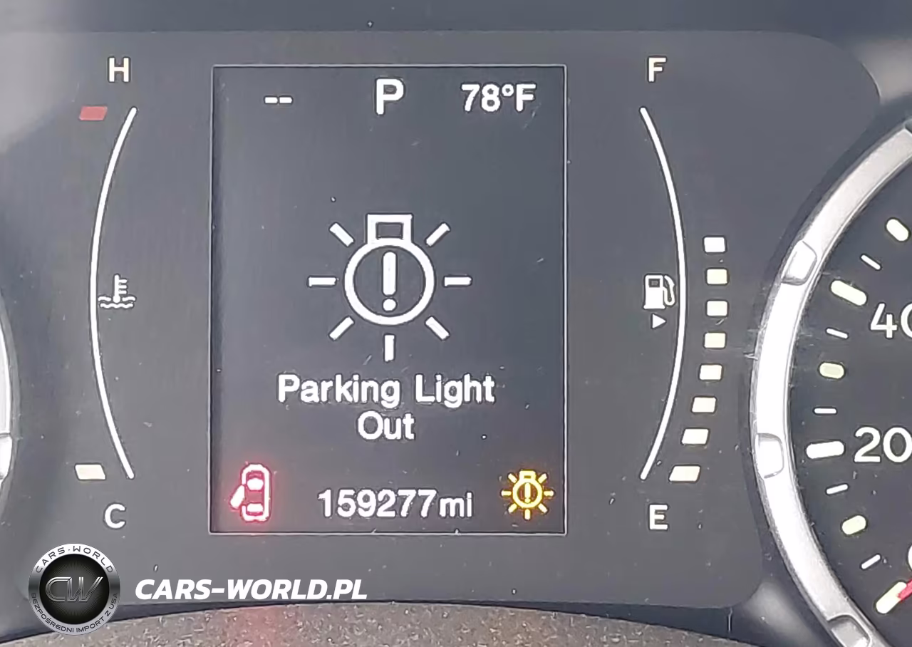 2015 Jeep Renegade Latitude VIN:ZACCJABT6FPB99713 - 15