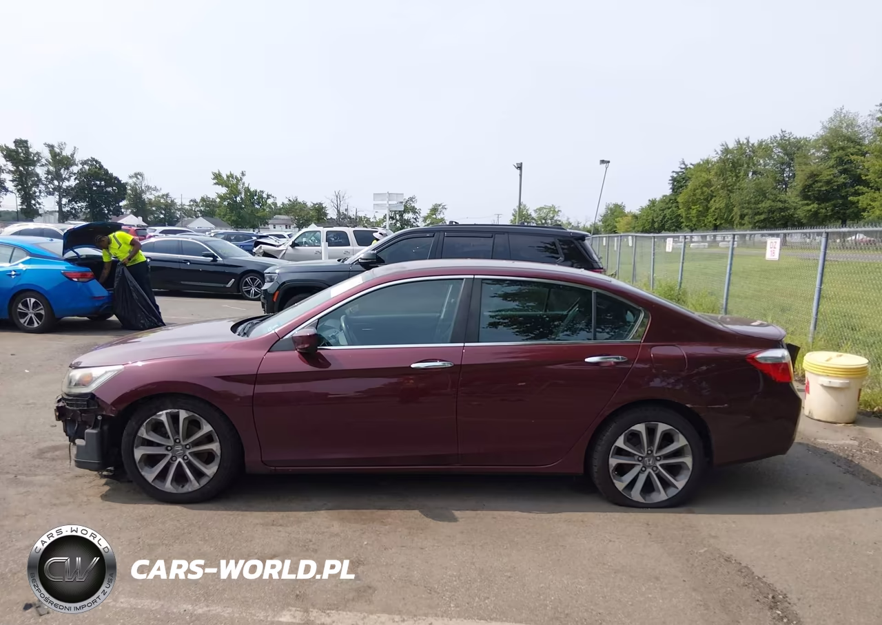 2013 Honda Accord Sport VIN:1HGCR2F57DA222117 - 14