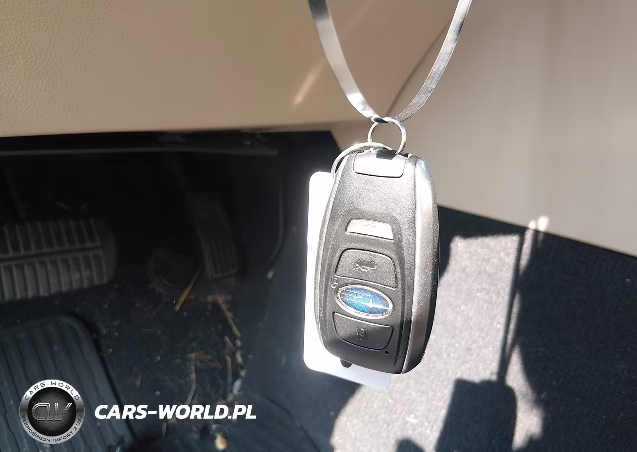 2016 Subaru Outback 2.5I Limited VIN:4S4BSANC3G3244077 - 11