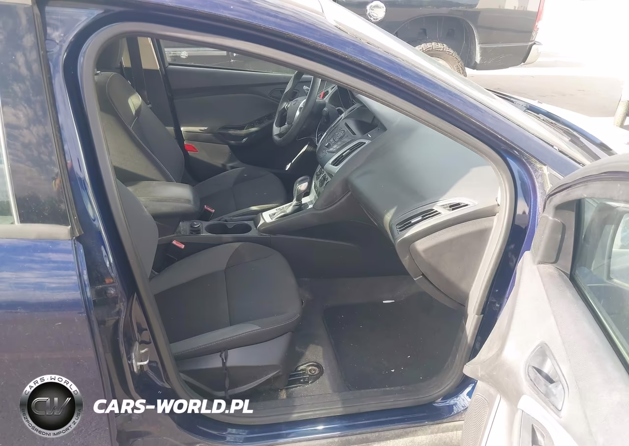 2012 Ford Focus Se VIN:1FAHP3F27CL148518 - 5