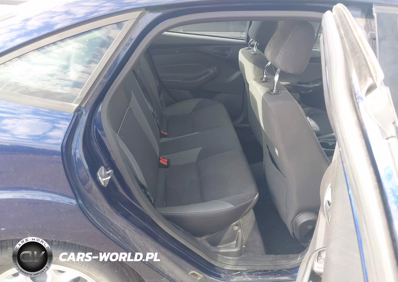 2012 Ford Focus Se VIN:1FAHP3F27CL148518 - 8