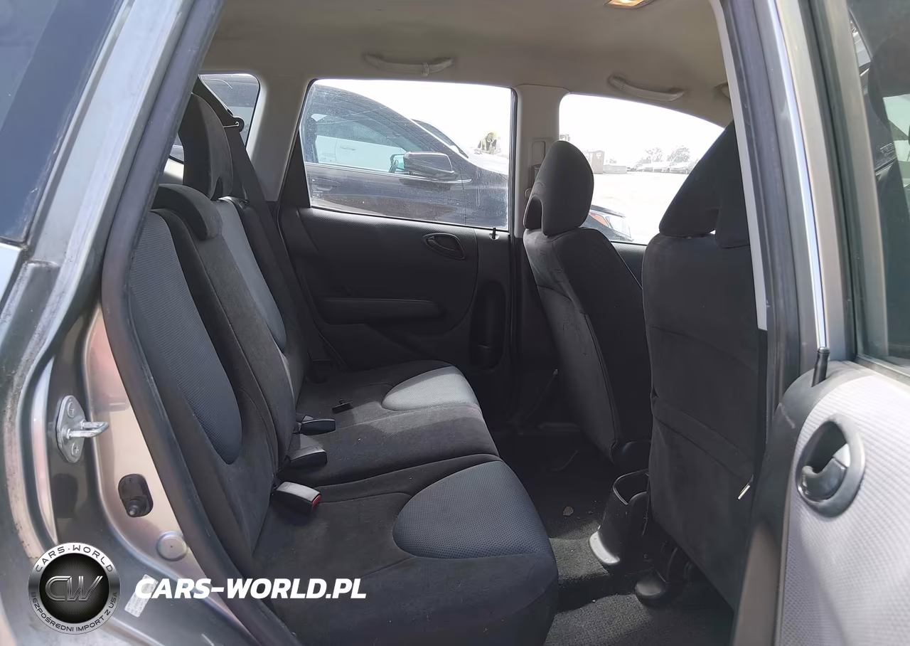 2007 Honda Fit Sport VIN:JHMGD38637S008801 - 8