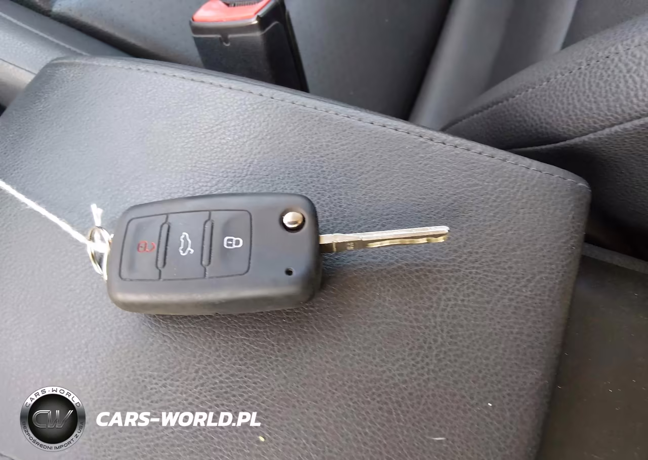 2016 Volkswagen Tiguan S VIN:WVGBV7AX6GW599522 - 11