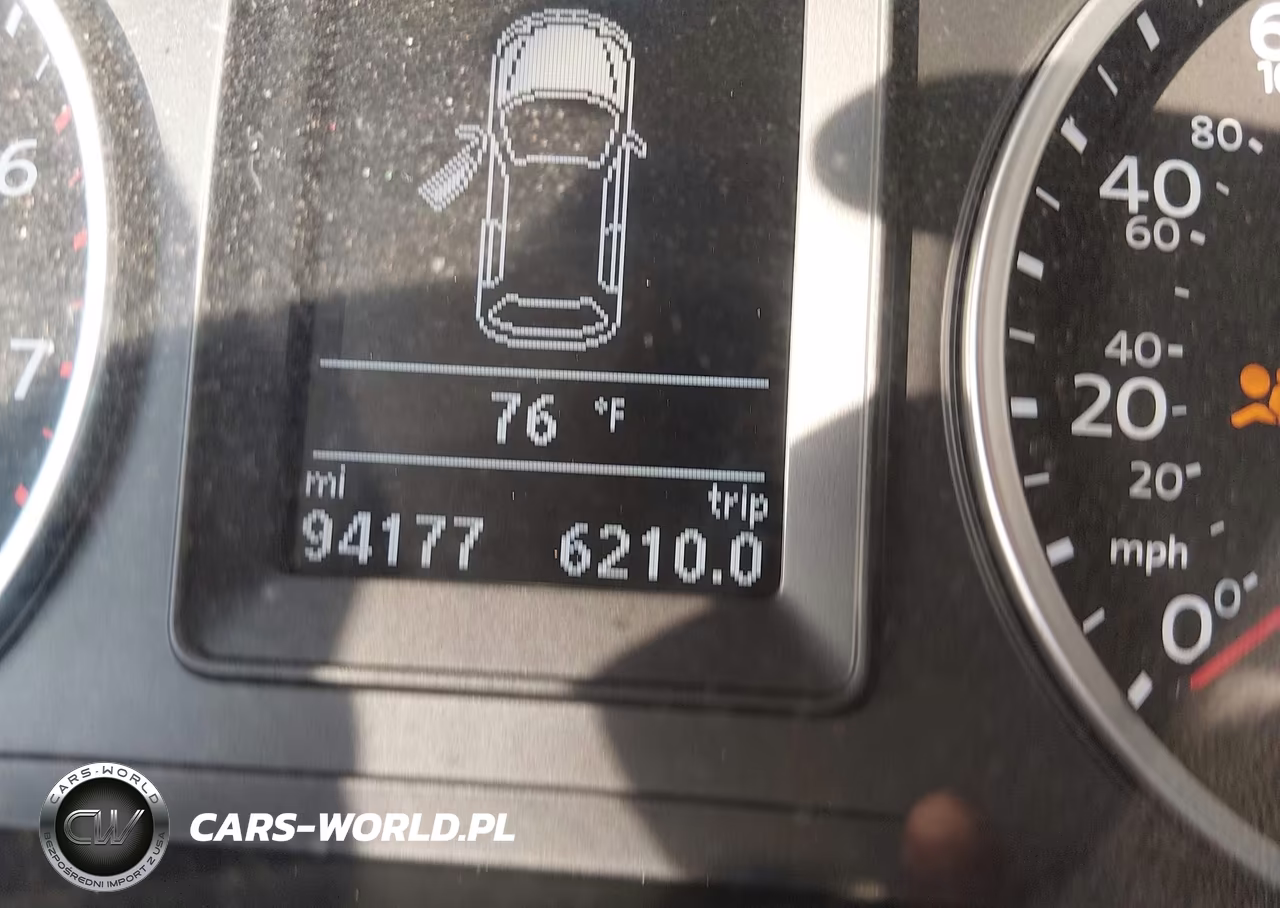 2016 Volkswagen Tiguan S VIN:WVGBV7AX6GW599522 - 15