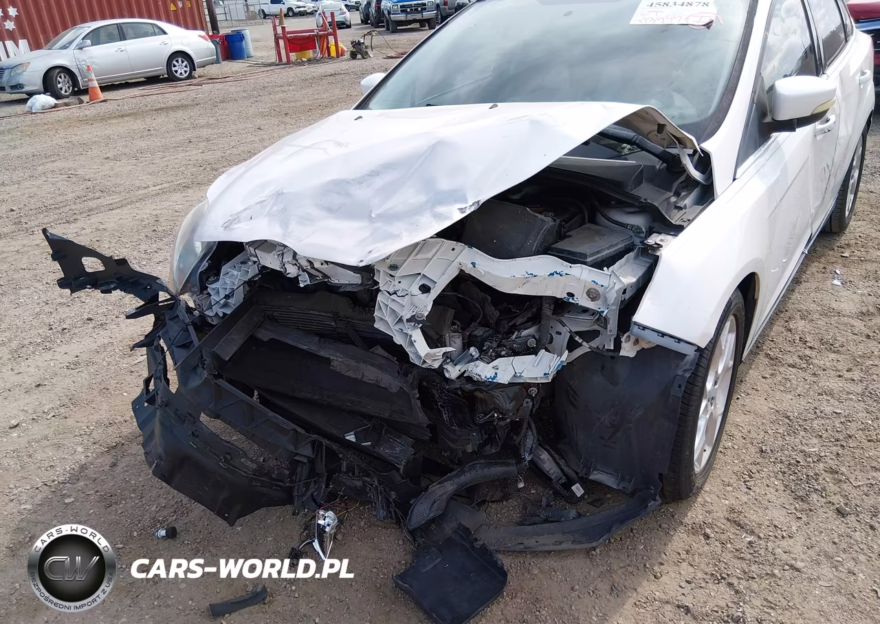 2013 Ford Focus Titanium VIN:1FADP3J28DL163567 - 6