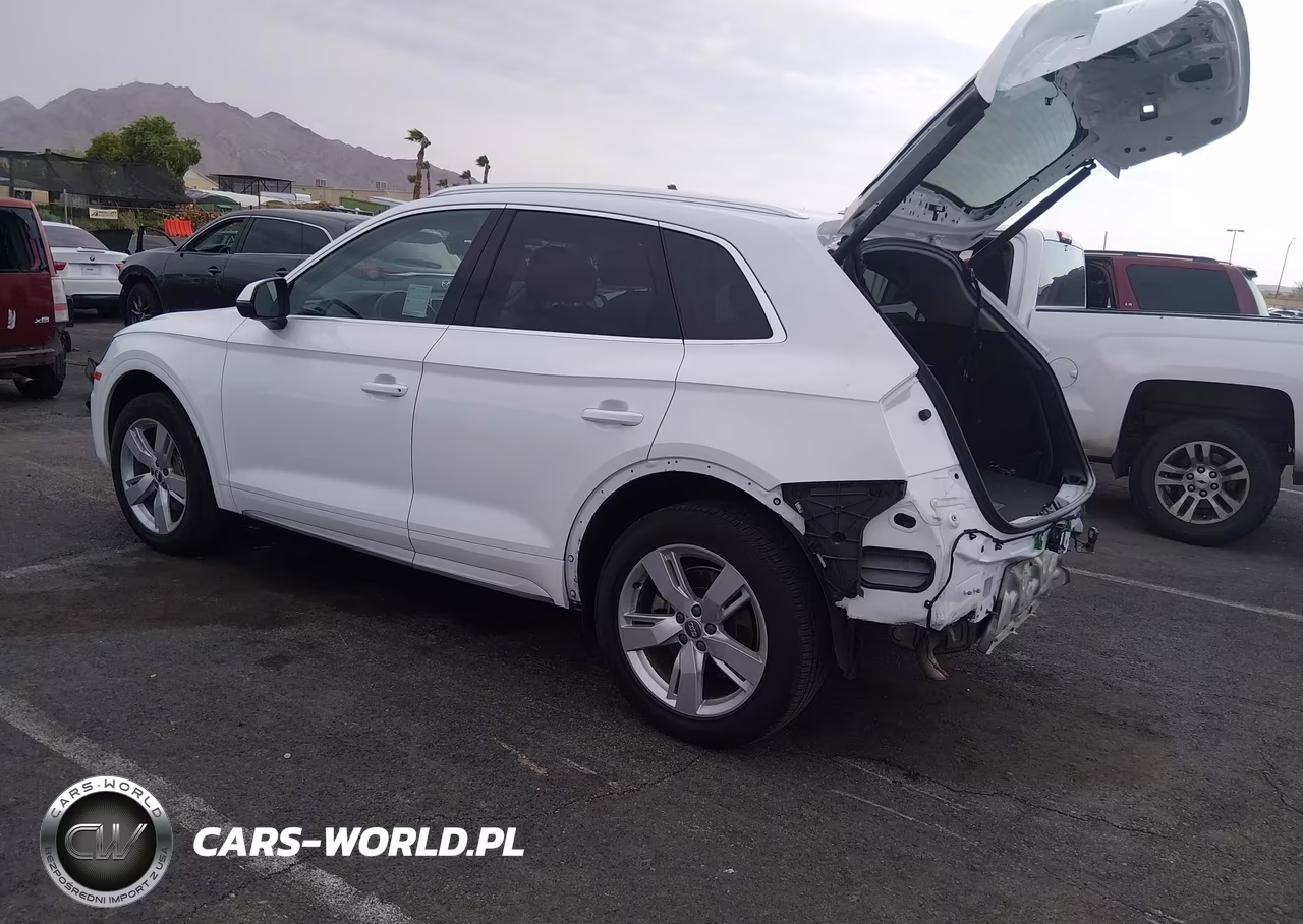 2019 Audi Q5 45 Premium VIN:WA1BNAFY6K2112171 - 3