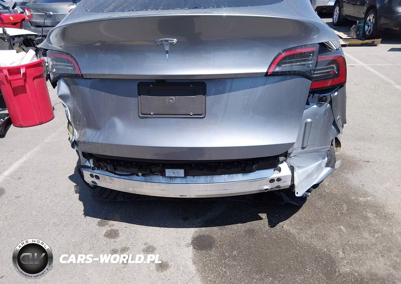 2025 Tesla Model Y Long Range Dual Motor Rear-Wheel Drive VIN:7SAYGDED3SF311446 - 12