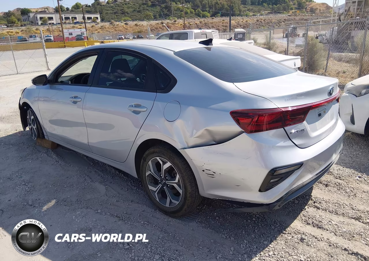 2020 Kia Forte Lxs VIN:3KPF24AD7LE237156 - 3