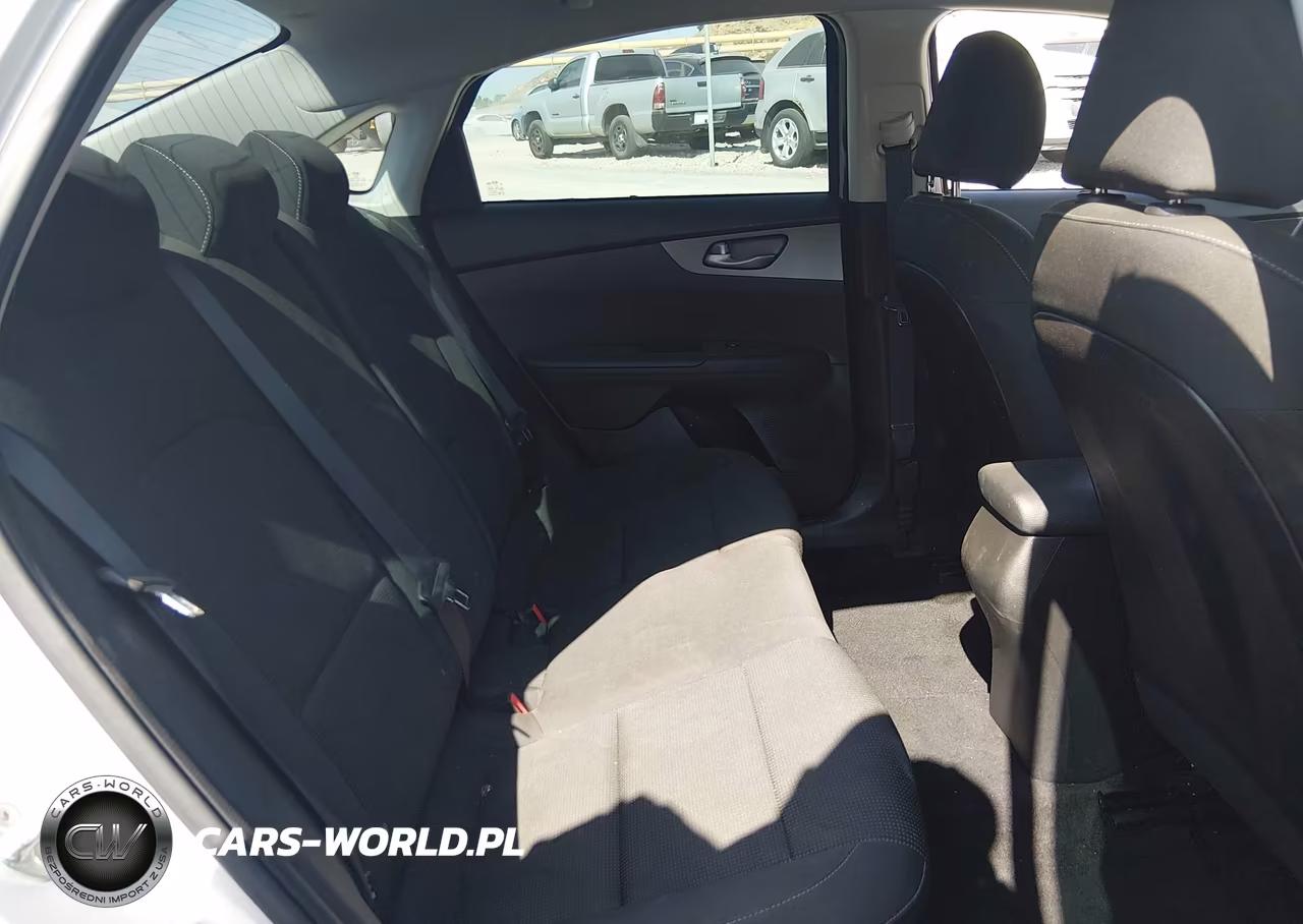 2020 Kia Forte Lxs VIN:3KPF24AD7LE237156 - 8