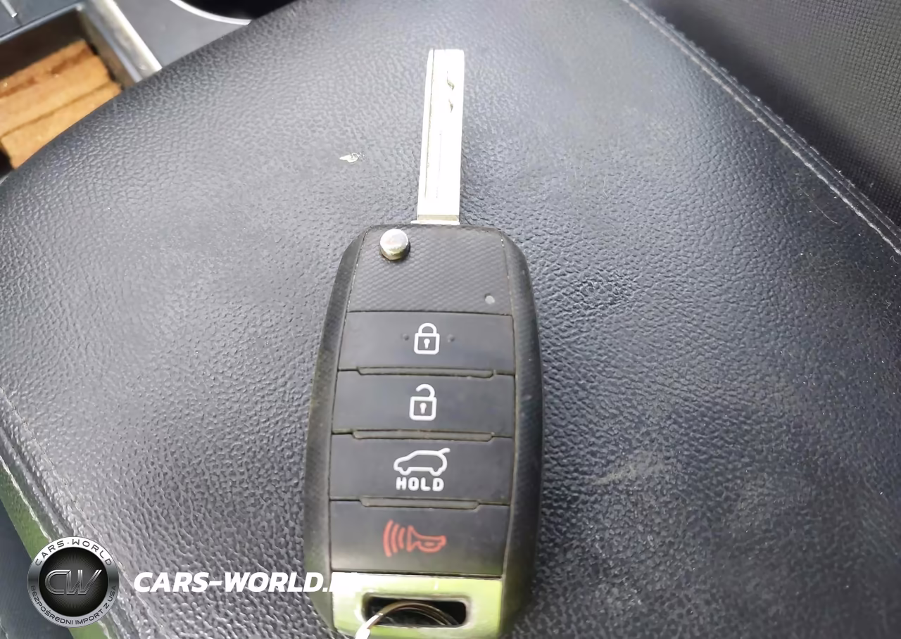 2020 Kia Sorento 3.3L Lx VIN:5XYPG4A50LG611821 - 11