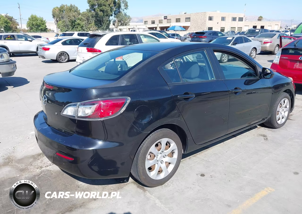 2013 Mazda Mazda3 I Sv VIN:JM1BL1TG8D1710262 - 4