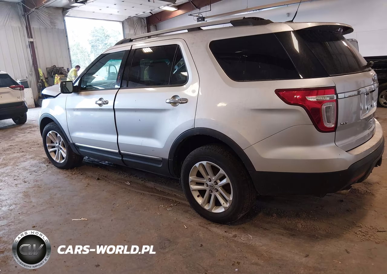 2011 Ford Explorer Xlt VIN:1FMHK8D89BGA46038 - 3