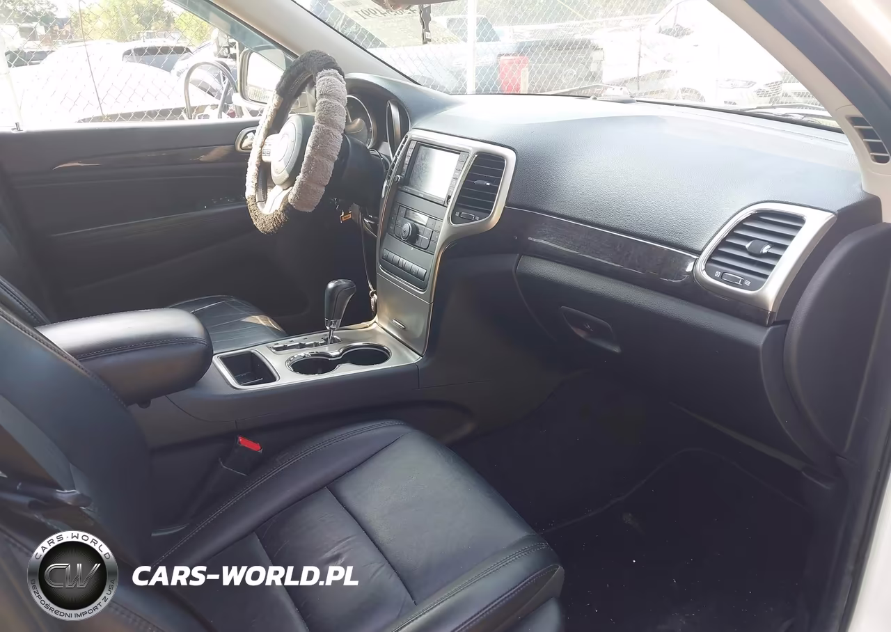 2011 Jeep Grand Cherokee Laredo VIN:1J4RR4GG8BC537282 - 5