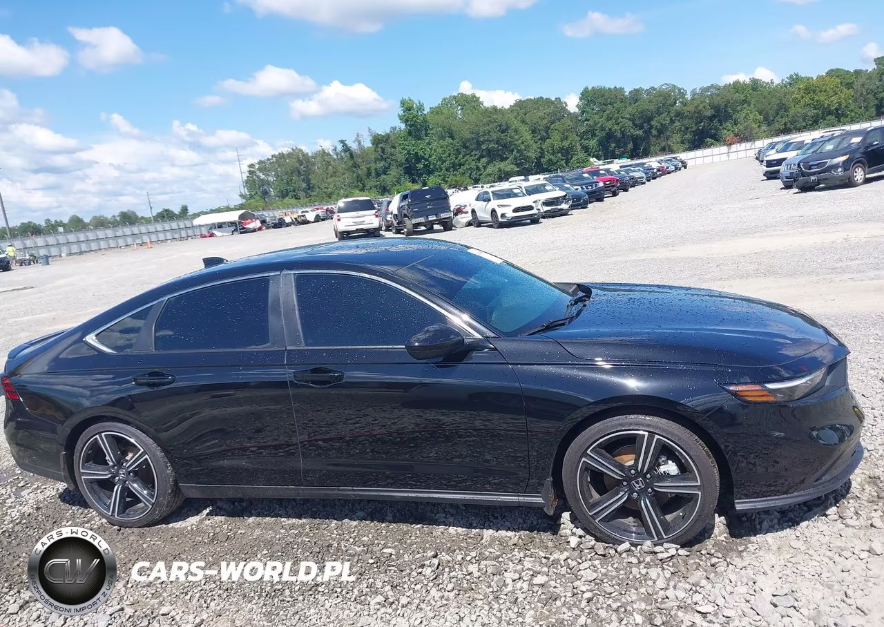 2025 Honda Accord Hybrid Sport VIN:1HGCY2F51SA098121 - 13