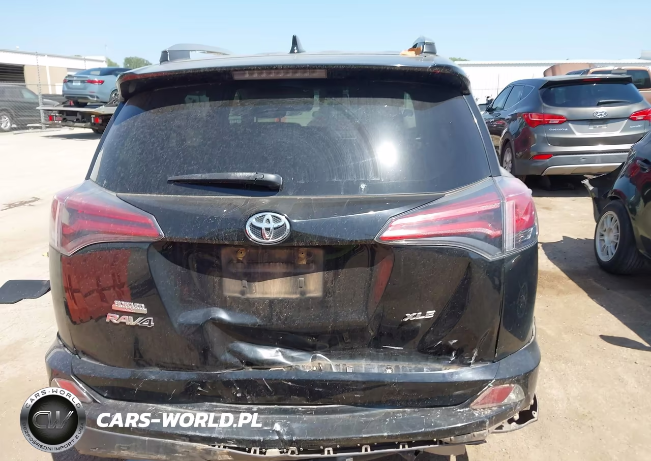 2018 Toyota Rav4 Xle VIN:2T3WFREV6JW412373 - 16