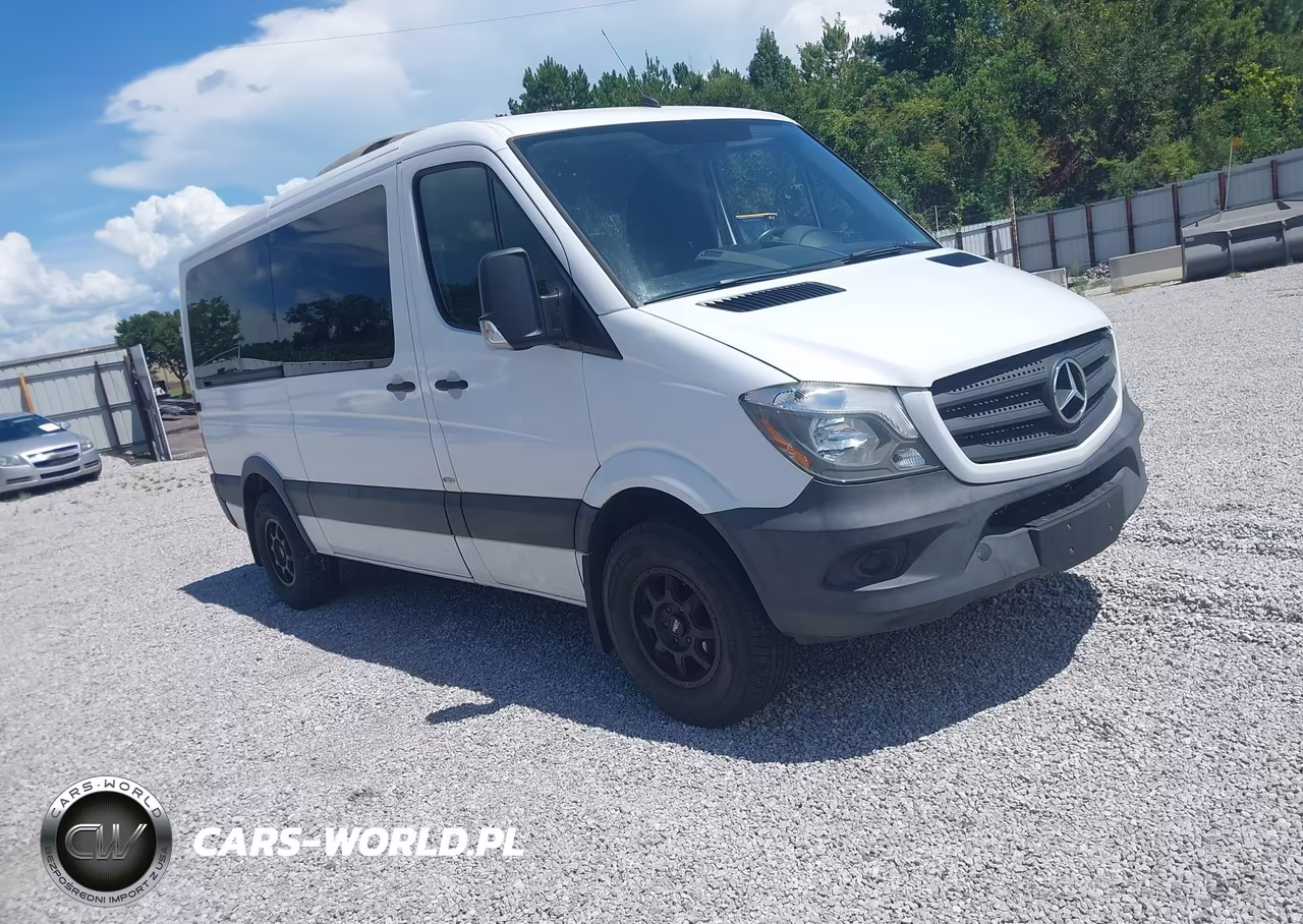 2017 Mercedes-Benz Sprinter 2500 Standard Roof V6 – zdjęcie 1 z 11