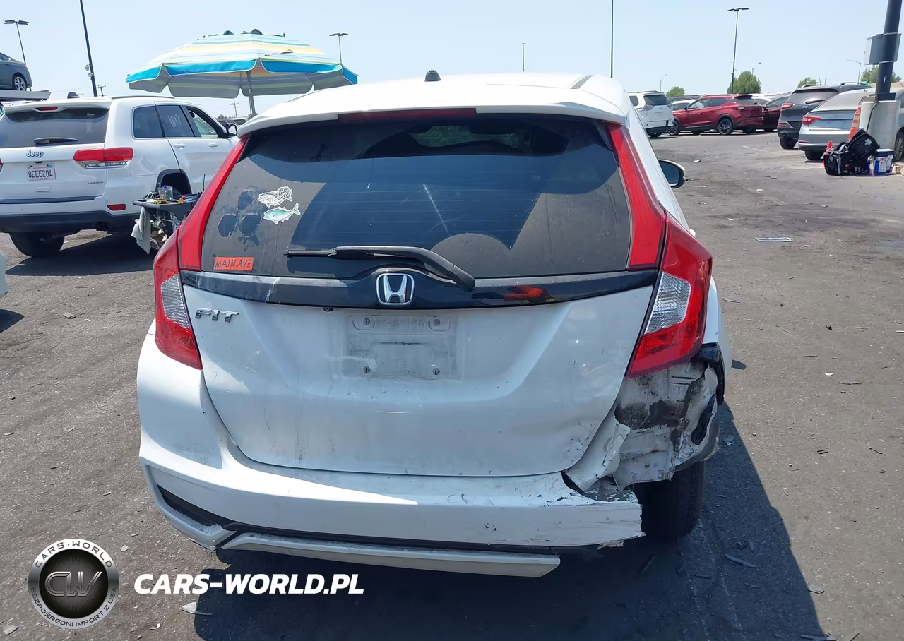 2018 Honda Fit Lx VIN:3HGGK5H45JM735442 - 17