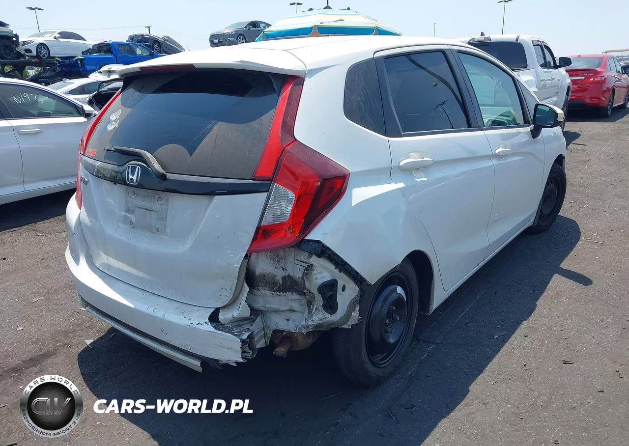 2018 Honda Fit Lx VIN:3HGGK5H45JM735442 - 4