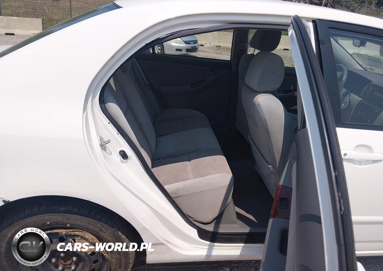 2008 Toyota Corolla Le VIN:1NXBR32E98Z949359 - 8
