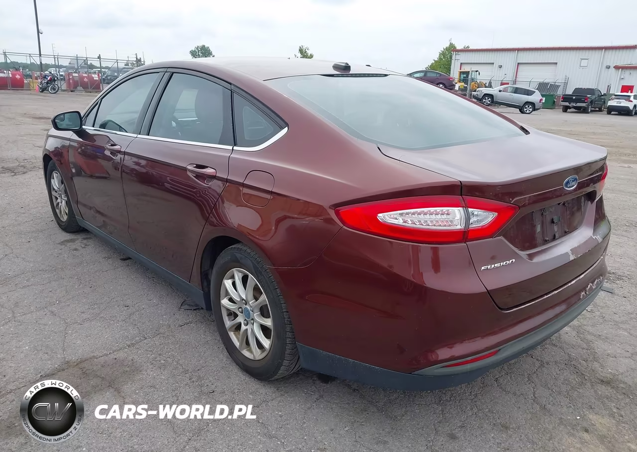 2015 Ford Fusion S VIN:3FA6P0G75FR189204 - 3