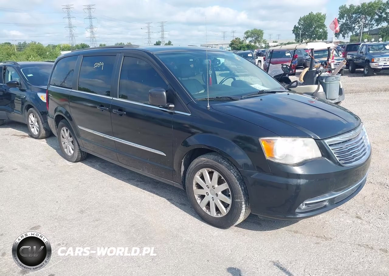 2014 Chrysler Town & Country Touring – zdjęcie 1 z 11
