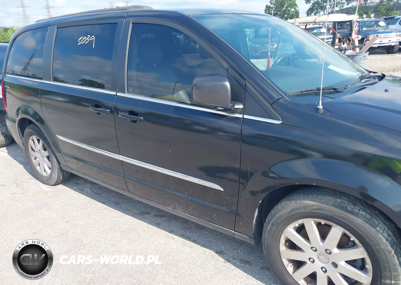 2014 Chrysler Town & Country Touring VIN:2C4RC1BG8ER439698 - 6
