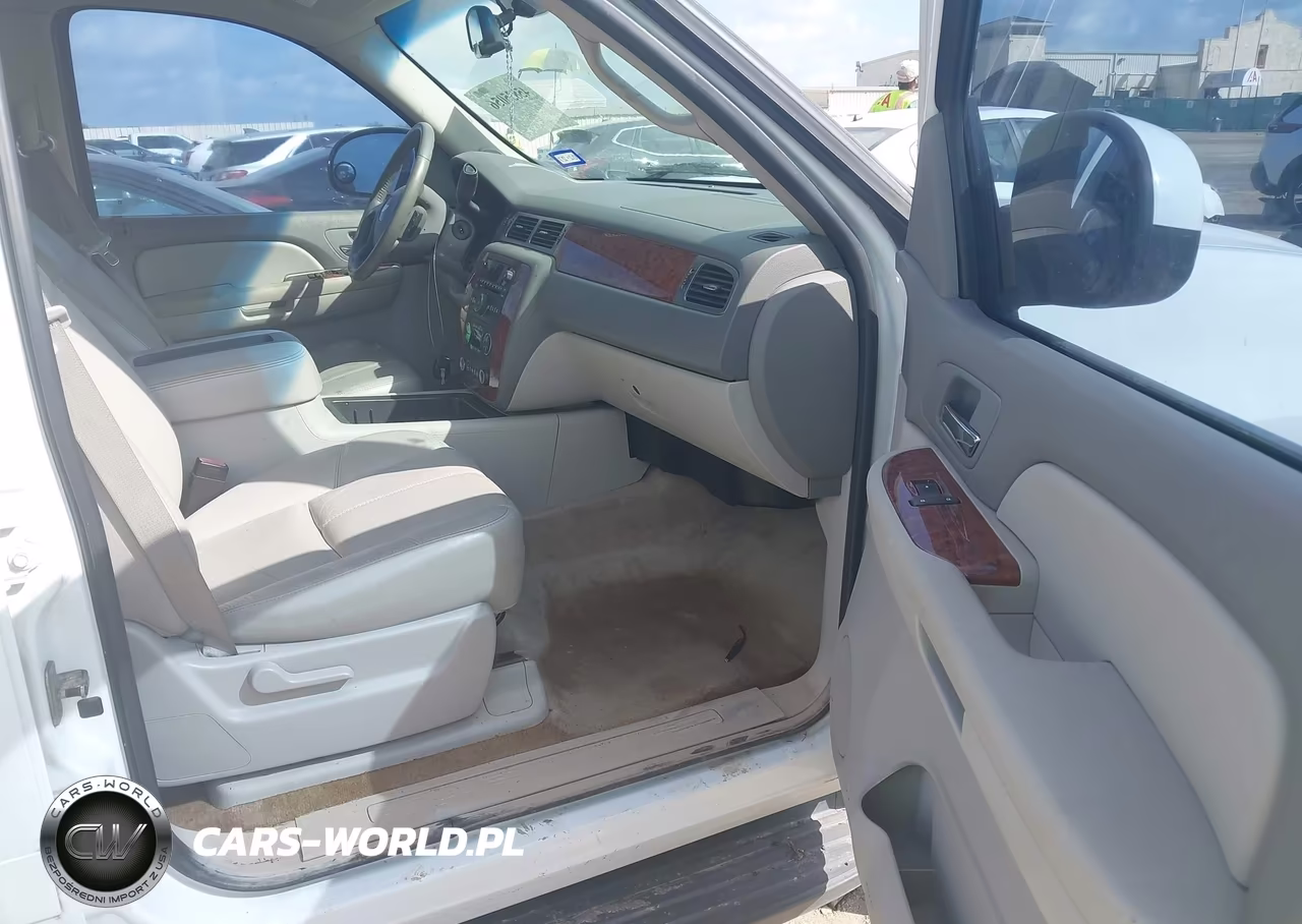 2007 Chevrolet Tahoe Lt VIN:1GNFC13067R371602 - 5