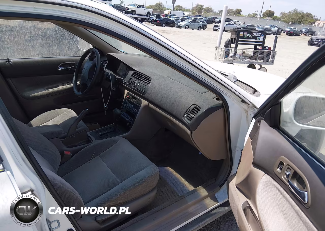 1996 Honda Accord Lx-Ex VIN:1HGCD563XTA190552 - 5