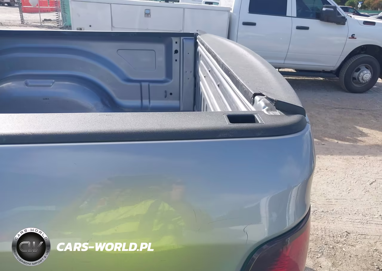 2024 Ram 1500 Classic Slt 4X2 6'4 Box VIN:1C6RR6GG1RS142790 - 6