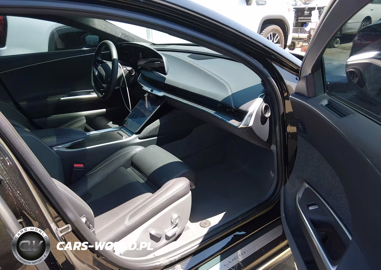 2023 Lucid Air Touring VIN:50EA1TEA2PA003180 - 5